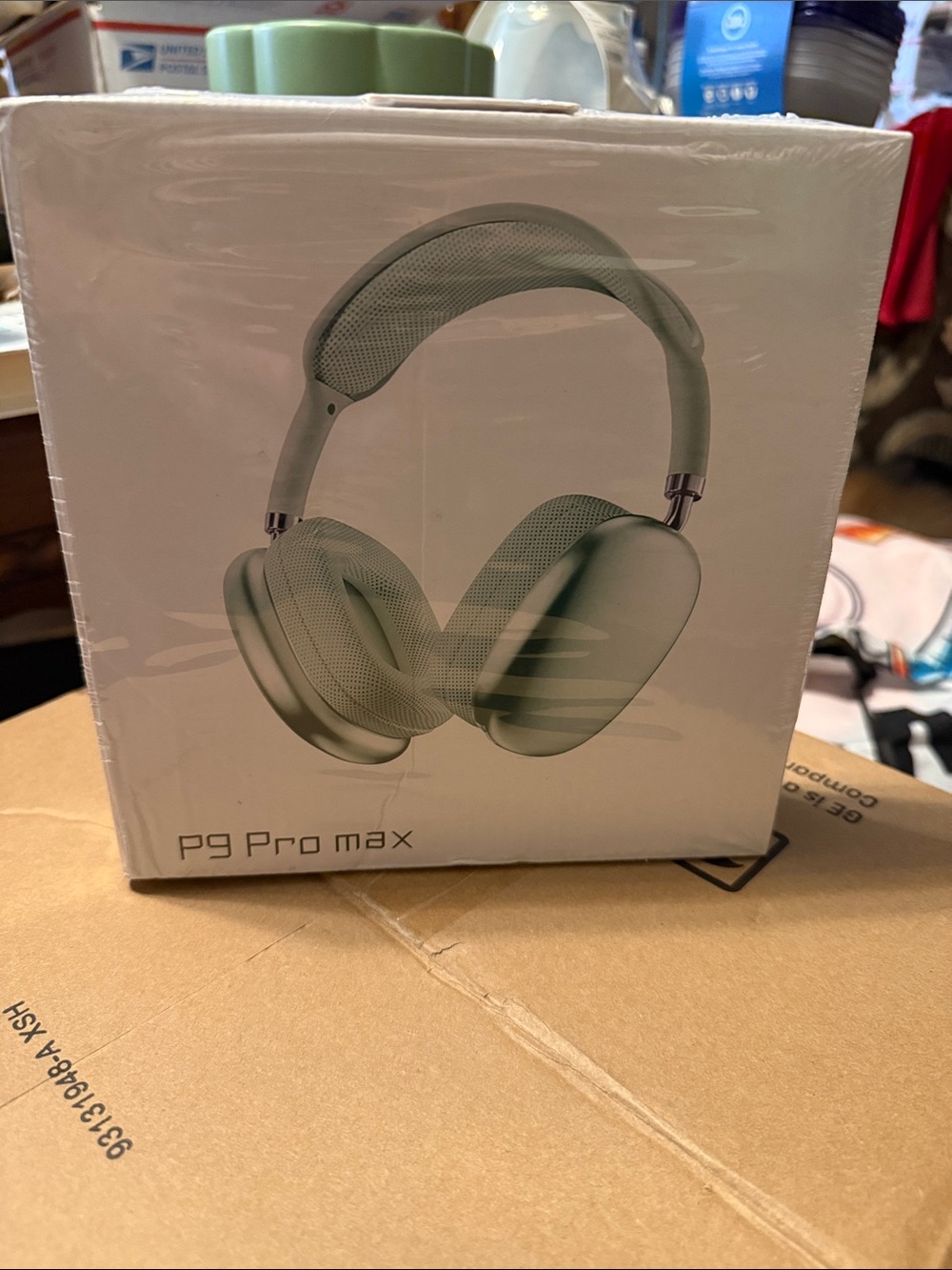 P9 Pro Max Wireless Headphones in Light Green